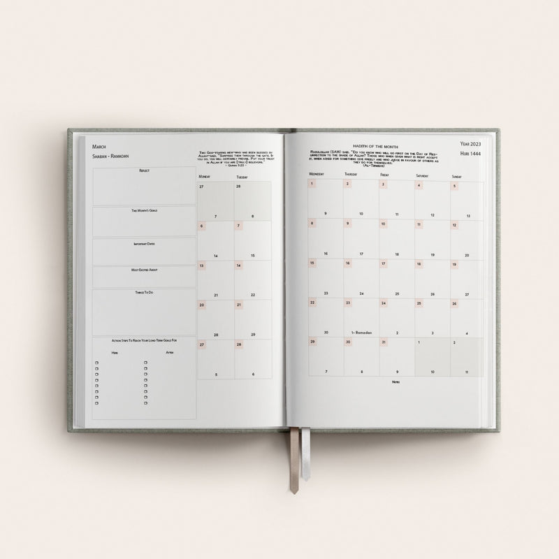 Weekly 2023 Annual Planner Olive